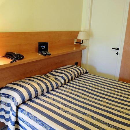 Albergo Villa Marina Anzio Eksteriør billede